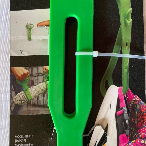 NIP!  Gorilla Tie Clutch!  Set of 2! - Picture 4 of 9